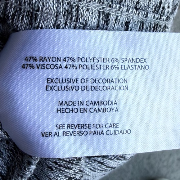 •Banana Republic• Soft Heathered Gray Sweater Knit Top - Size XL - Picture 7 of 8